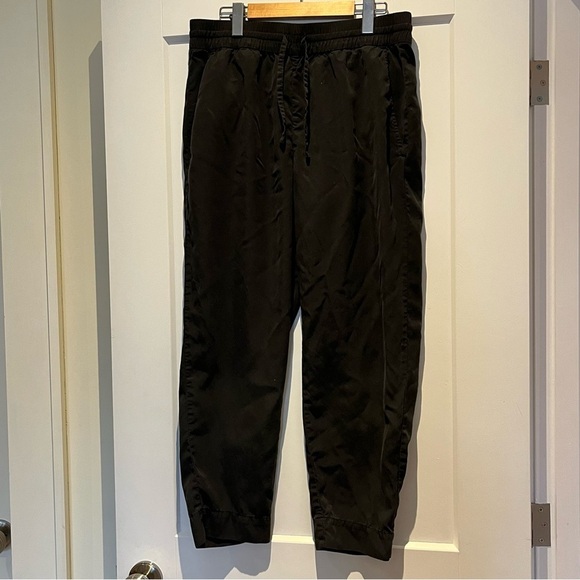 Everlane Pants - Everlane Tencel Relaxed Fit Pull-on Elastic-Waist Cropped Peants